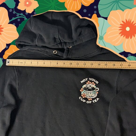 Last Call Co. "Not Your Cup of Tea" Skull Graphic Hoodie, approx. size unisex S - Picture 3 of 8